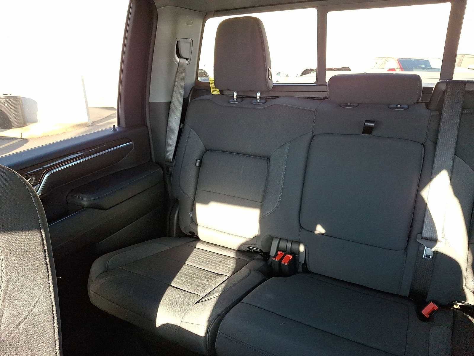 Used 2025 Chevrolet Silverado 2500 LT w/ Convenience Package image 13