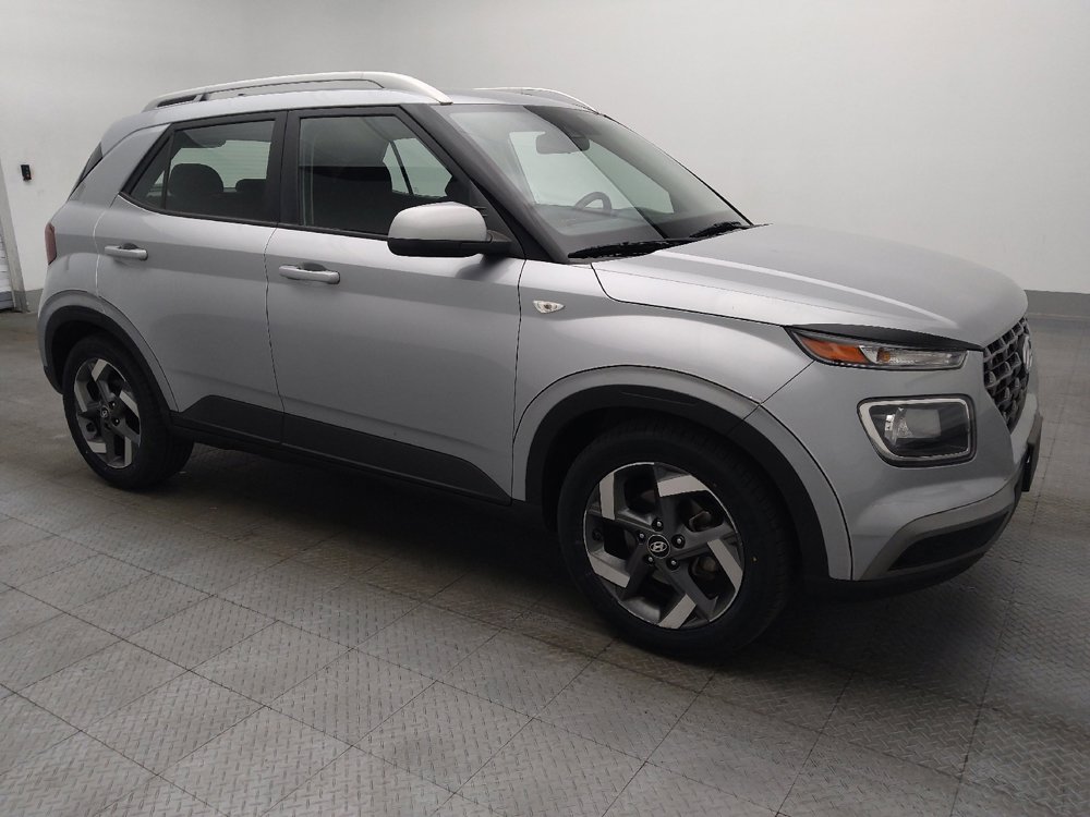 Used 2021 Hyundai Venue SEL w/ Cargo Package image 11