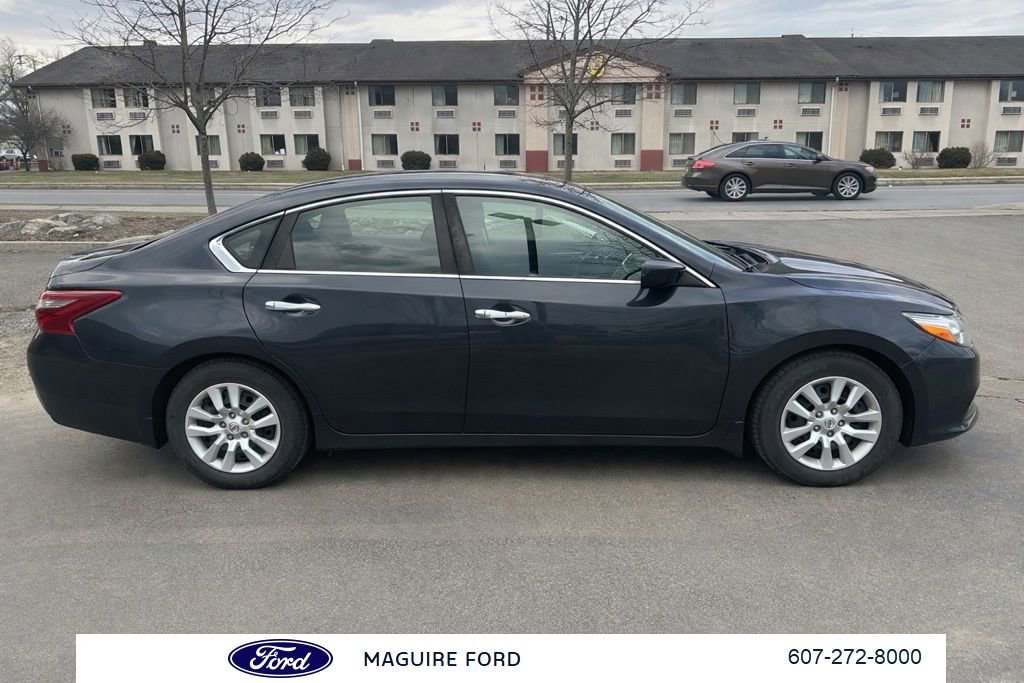 Used 2018 Nissan Altima 2.5 S image 3
