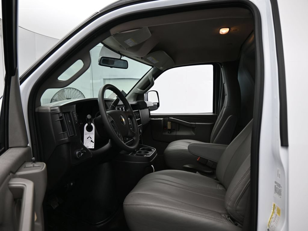 New 2026 Chevrolet Express 2500 Extended w/ Driver Convenience Package RWD image 11