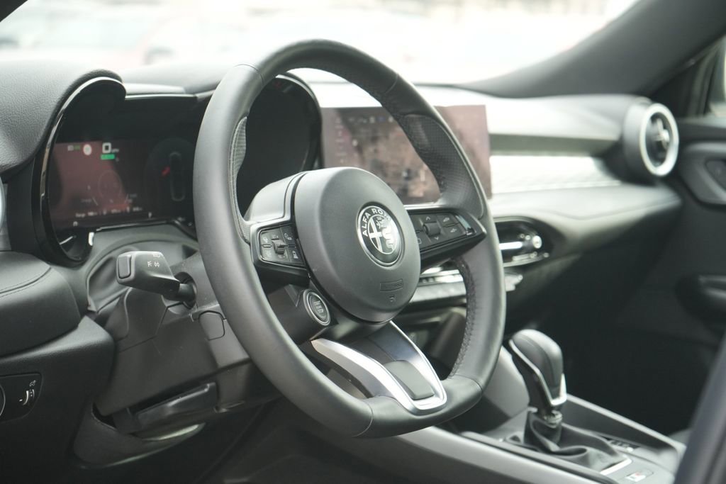 Used 2024 Alfa Romeo Tonale Ti w/ Active Assist Package image 26