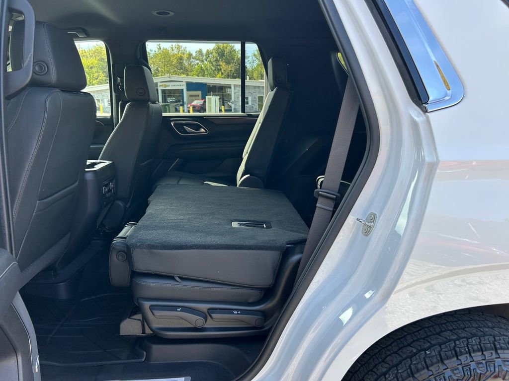 Used 2021 Chevrolet Tahoe LT w/ Luxury Package AWD/4WD image 28