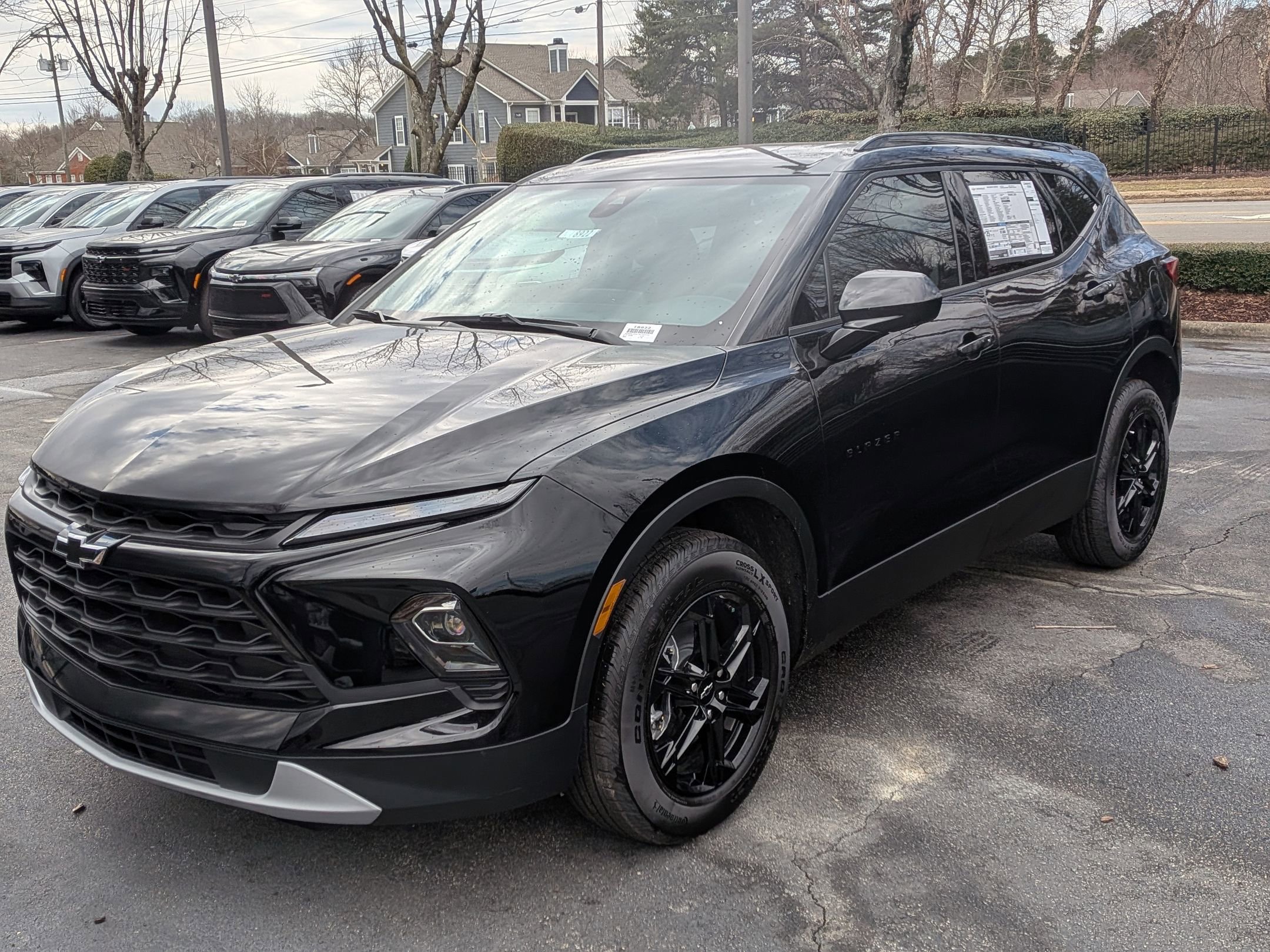 New 2026 Chevrolet Blazer LT w/ Midnight/Sport Edition FWD image 3