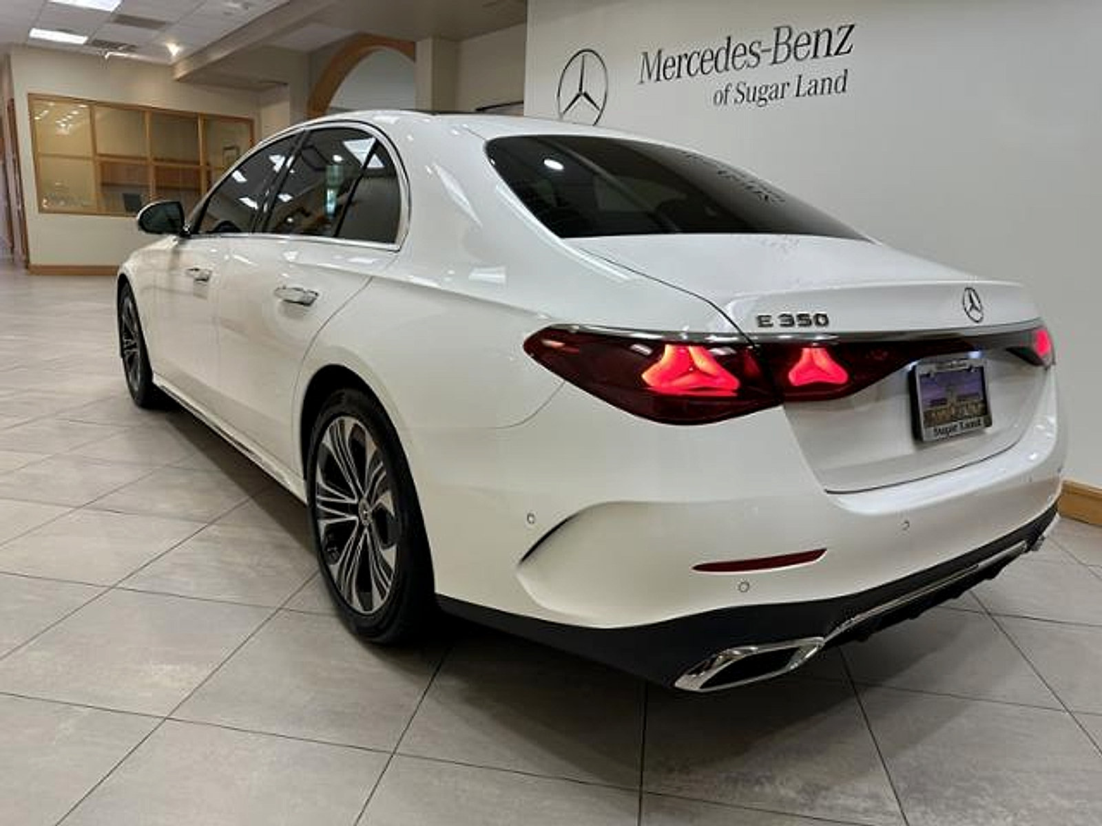 Used 2025 Mercedes-Benz E 350 Sedan w/ Winter Package image 3