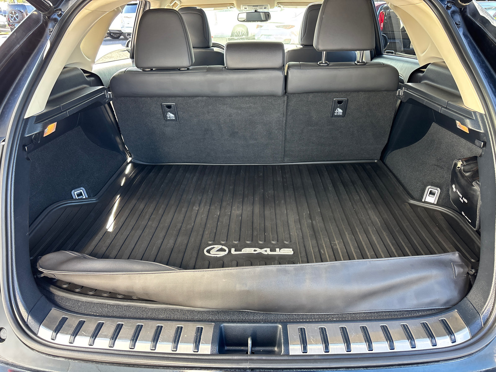 Used 2017 Lexus NX 200t AWD w/ Premium Package image 9