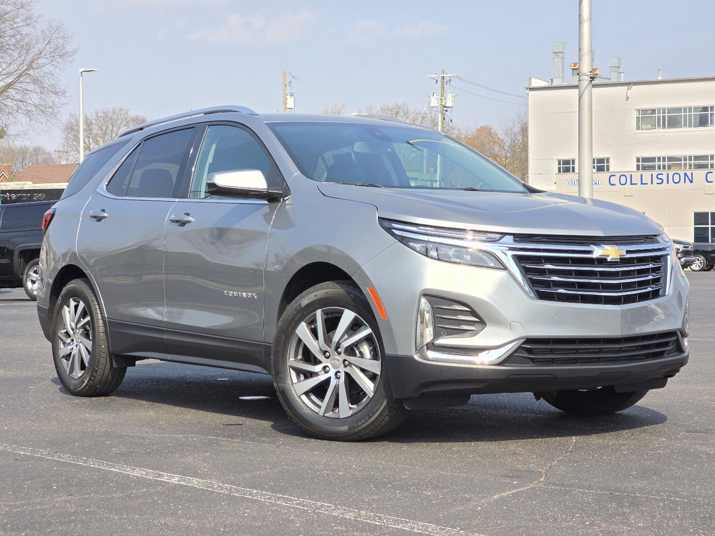 Used 2024 Chevrolet Equinox Premier image 2