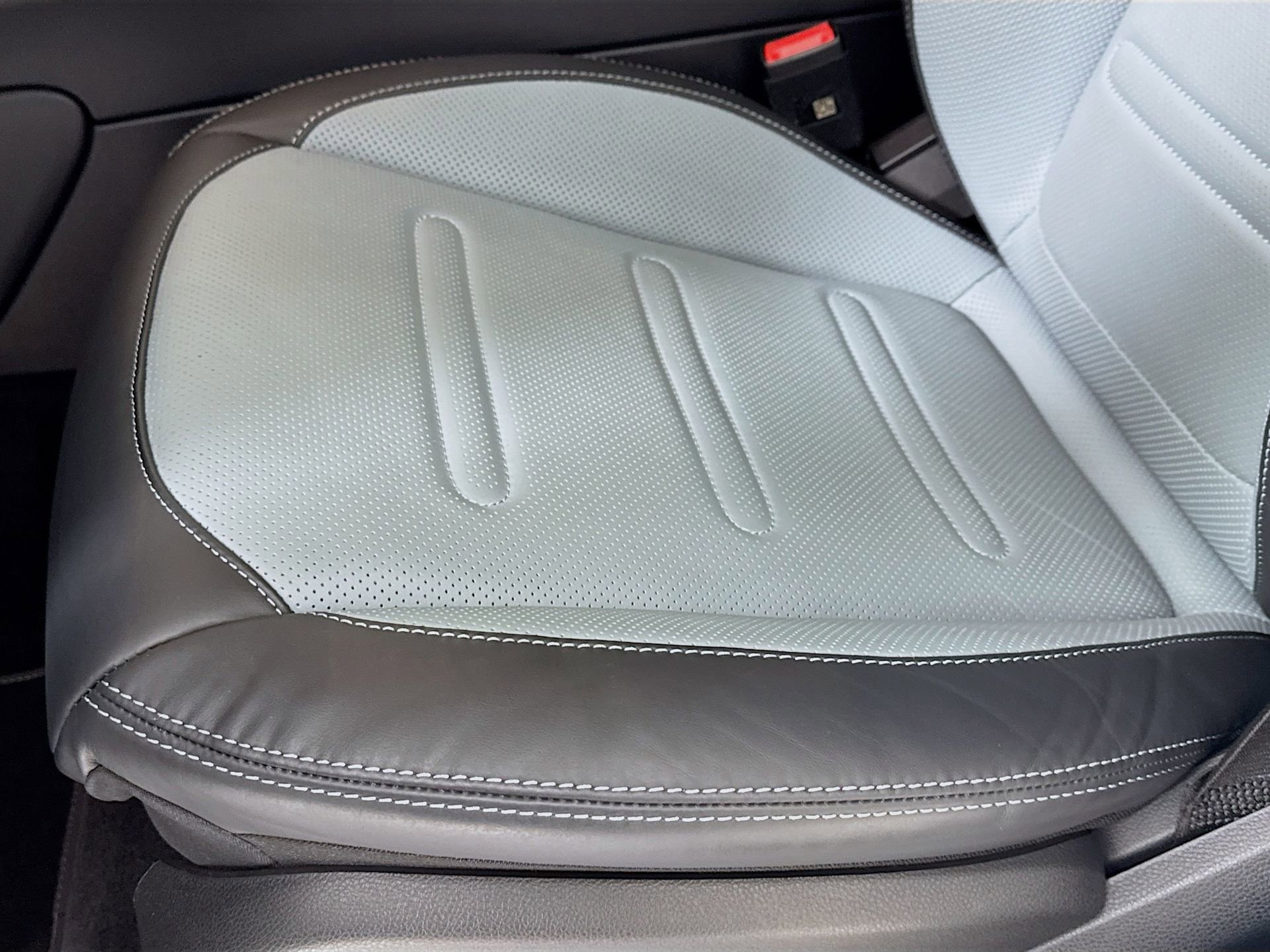 Certified 2025 Mercedes-Benz G 550 image 21