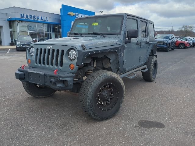 Used 2013 Jeep Wrangler Unlimited Rubicon AWD/4WD image 2