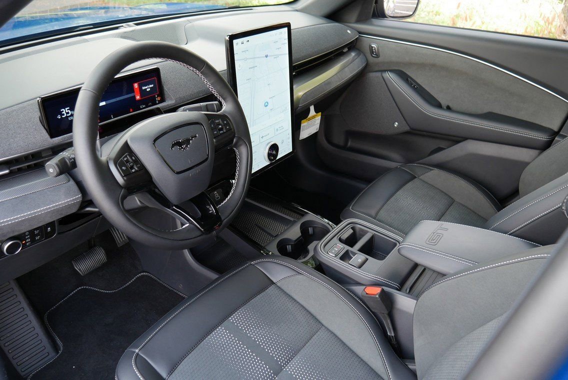 New 2025 Ford Mustang Mach-E GT w/ Bronze Appearance Package image 20