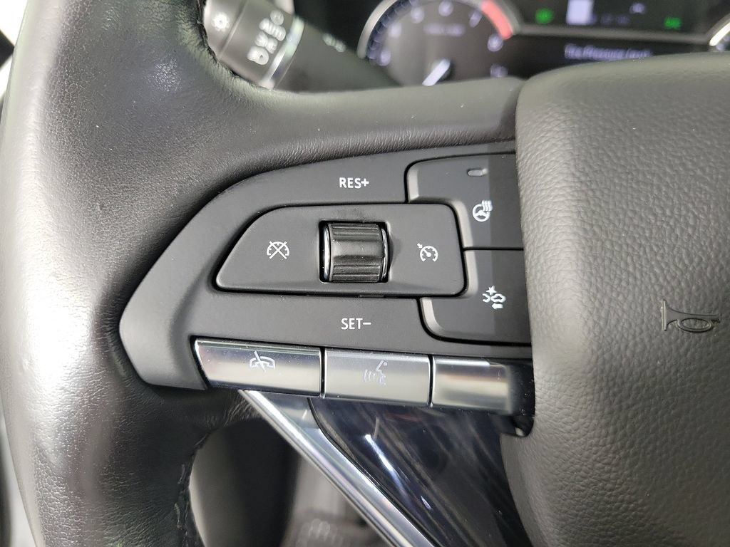 Certified 2023 Cadillac XT6 Premium Luxury FWD image 24