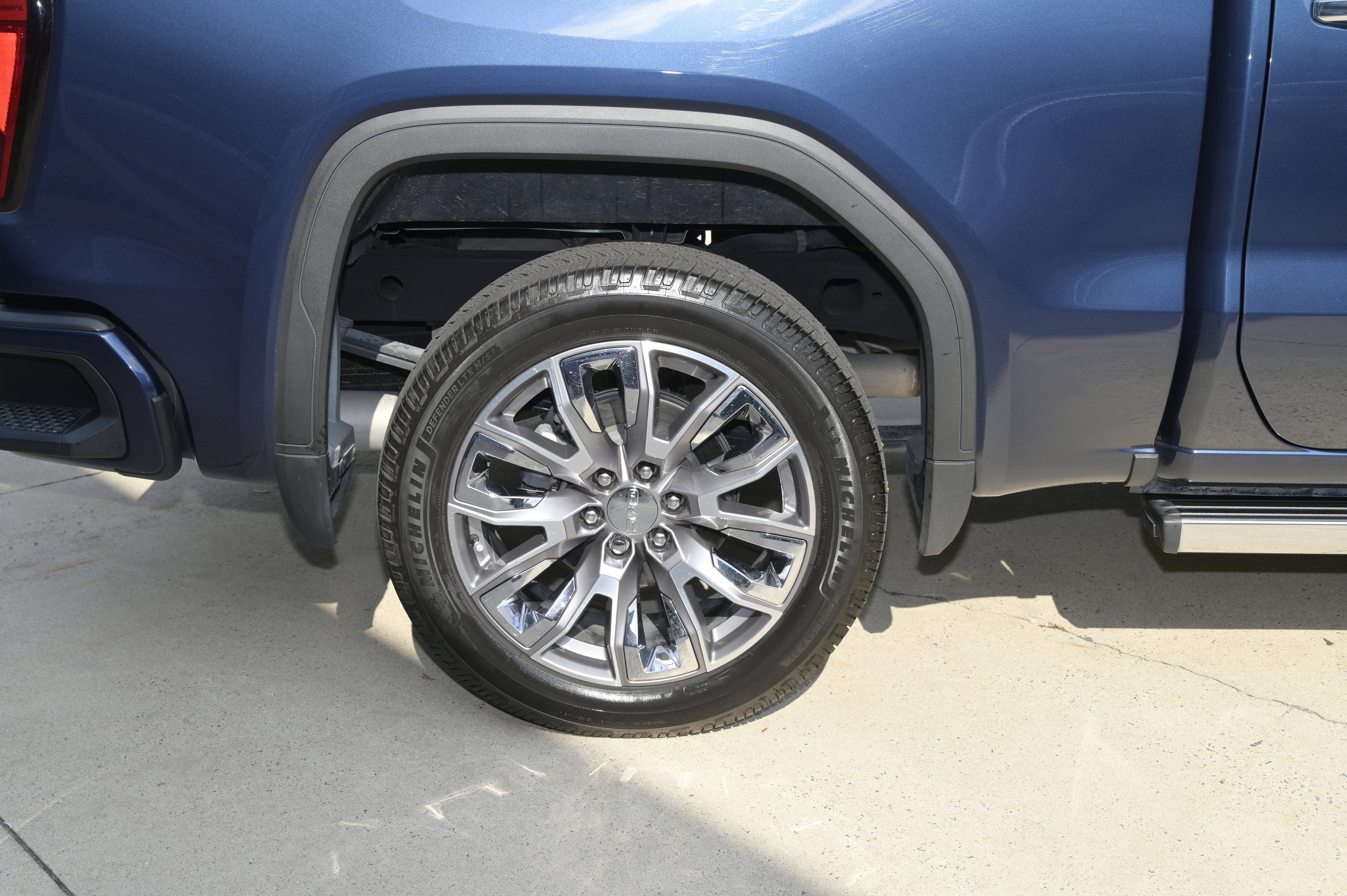 Used 2023 GMC Sierra 1500 Denali w/ Denali Reserve Package image 11