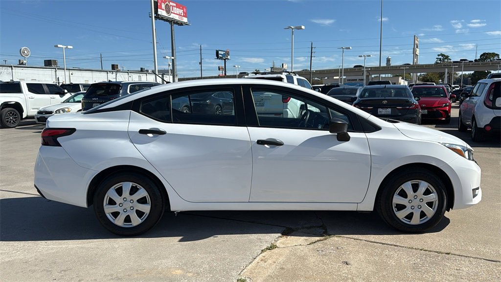 Used 2024 Nissan Versa S image 8