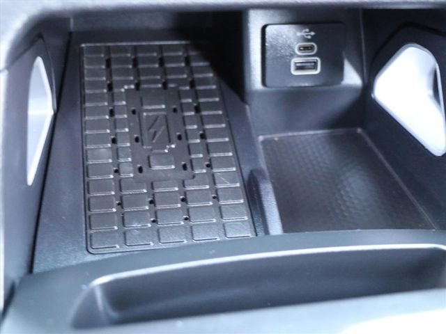 Used 2024 Ford Ranger Lariat w/ FX4 Off-Road Package image 28