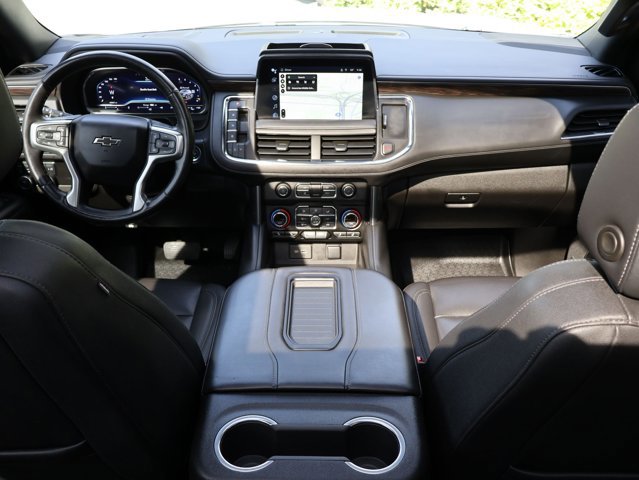 Used 2022 Chevrolet Suburban Z71 w/ Luxury Package AWD/4WD image 25