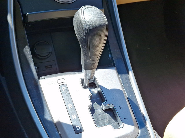 Used 2013 Hyundai Elantra GLS w/ Preferred Pkg image 14