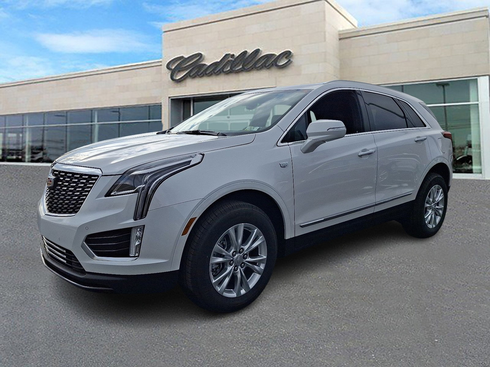 New 2026 Cadillac XT5 Luxury