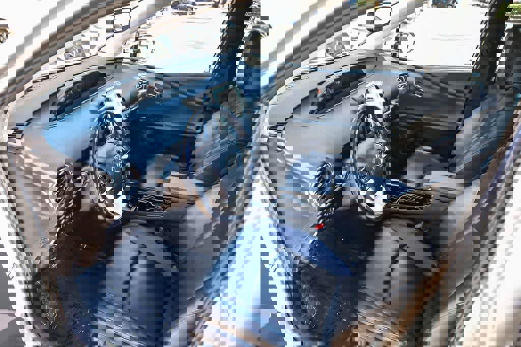 Used 2019 Toyota Prius Prime Advanced image 16