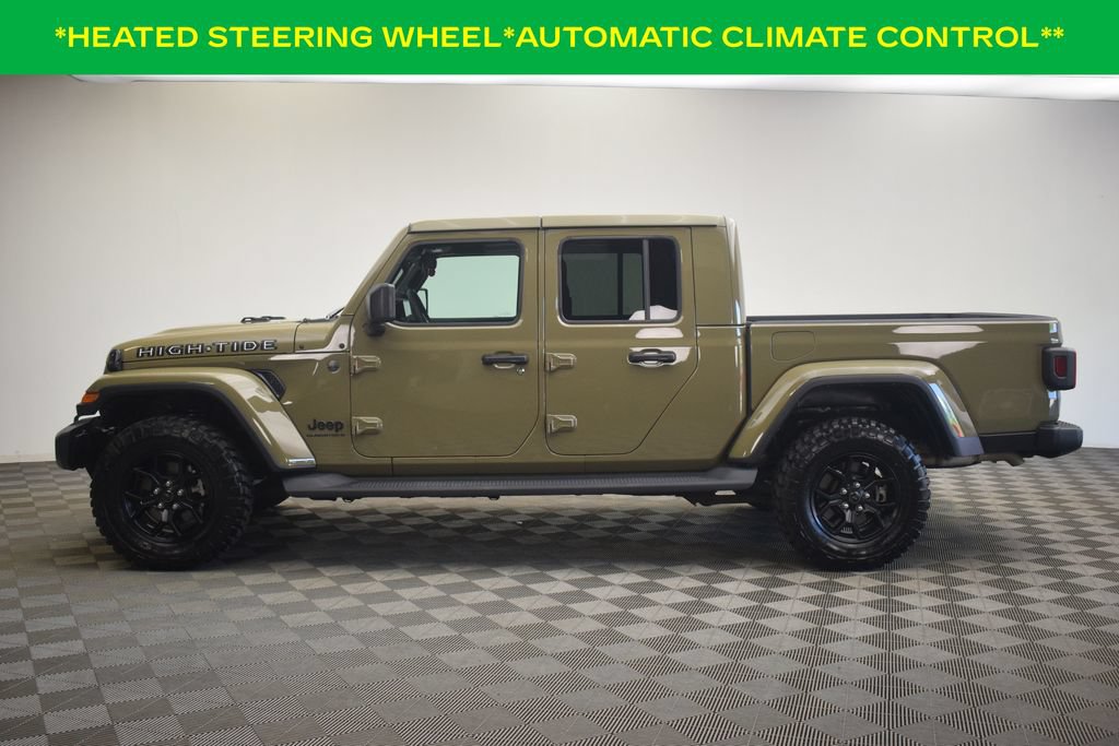 Used 2025 Jeep Gladiator Sport AWD/4WD image 12