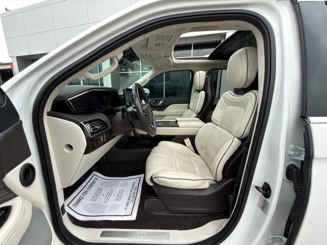 Used 2023 Lincoln Navigator Black Label AWD/4WD image 26