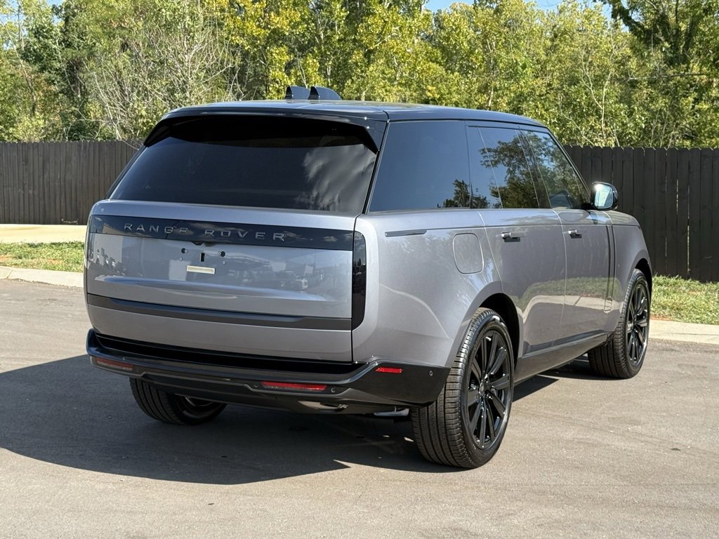 New 2025 Land Rover Range Rover SE image 6