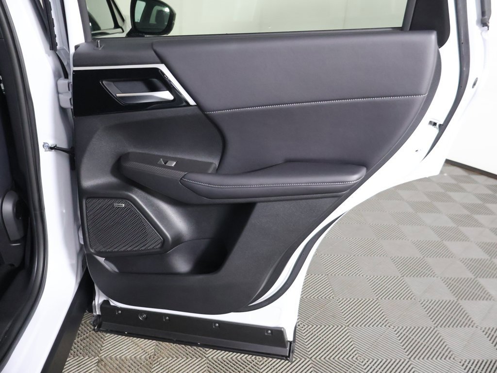 New 2026 Mitsubishi Outlander Trail Edition image 29