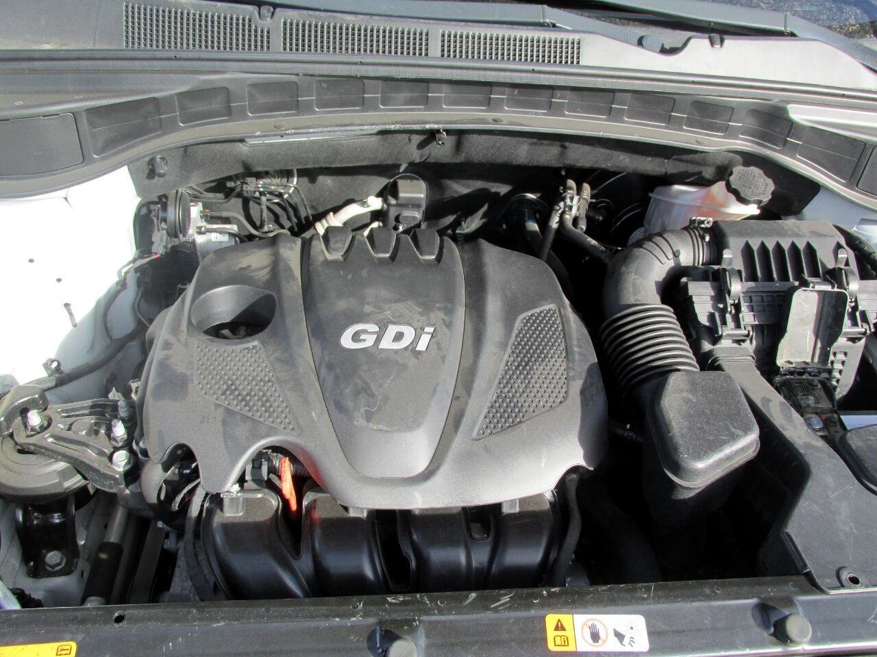 Used 2014 Hyundai Santa Fe Sport FWD image 16