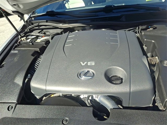 Used 2011 Lexus IS 250C image 28