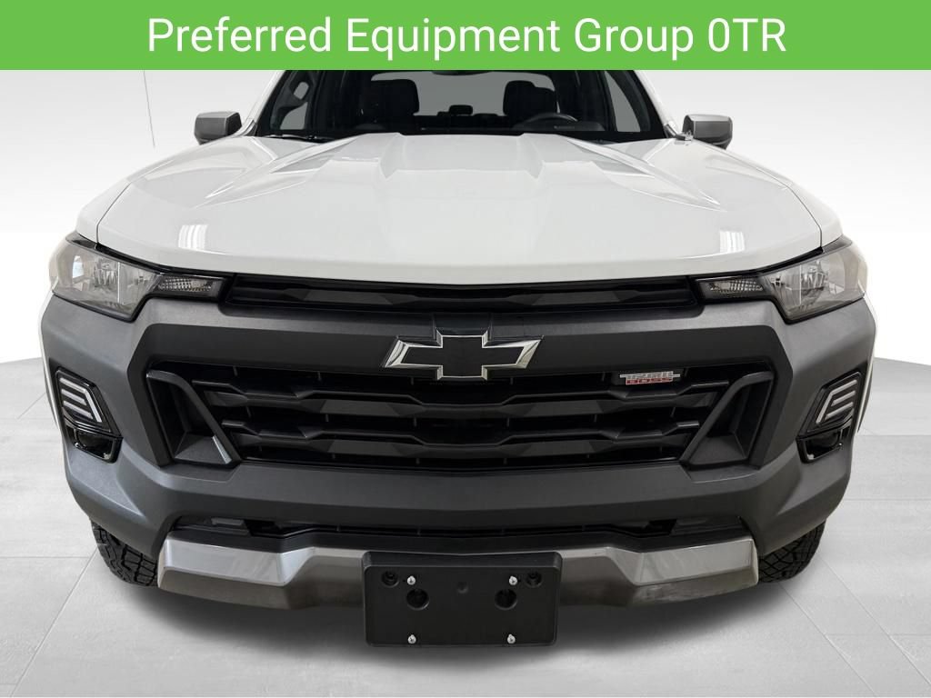 Certified 2024 Chevrolet Colorado Trail Boss w/ Advanced Trailering Package AWD/4WD image 4