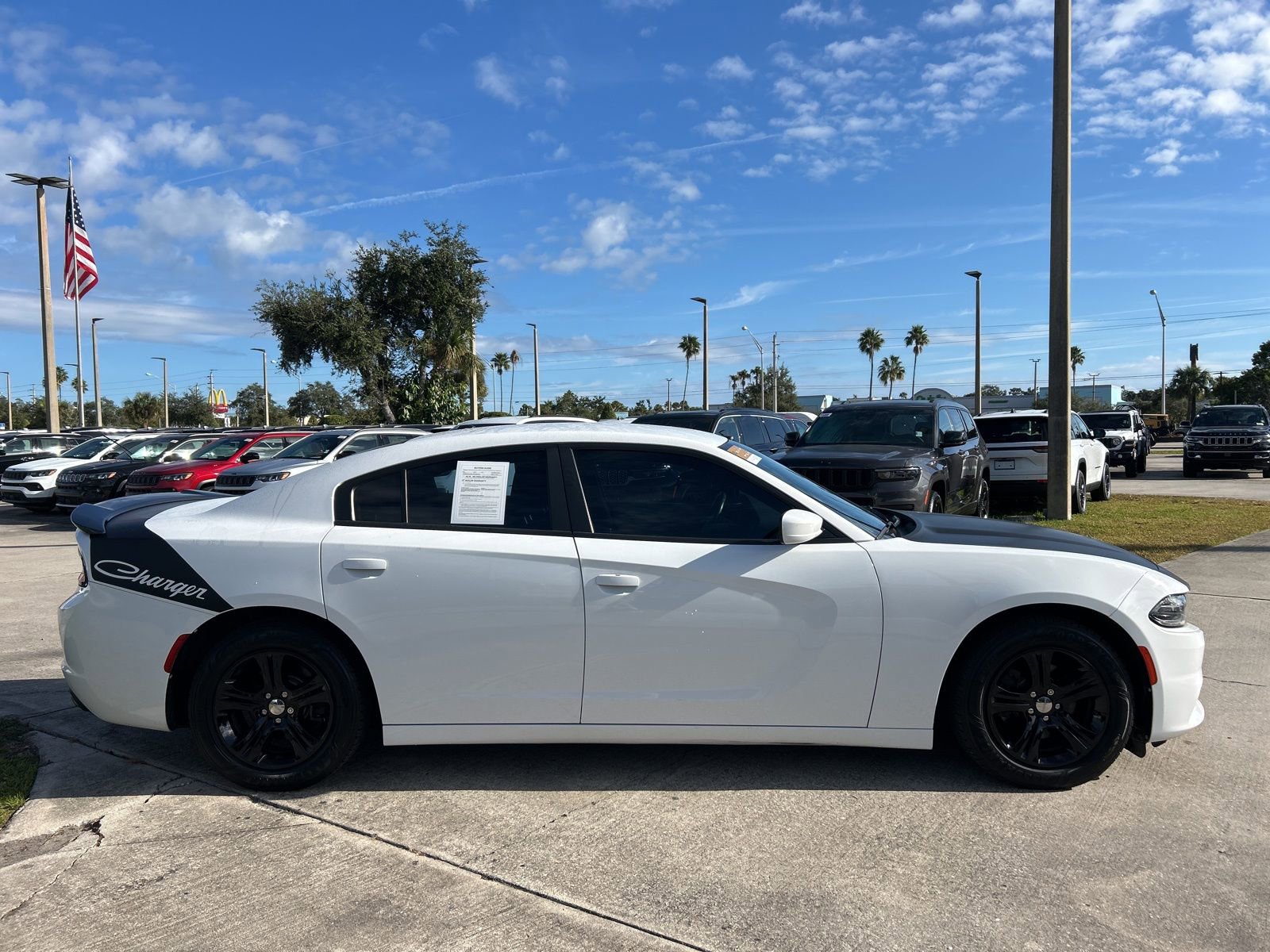 Certified 2020 Dodge Charger SXT image 6