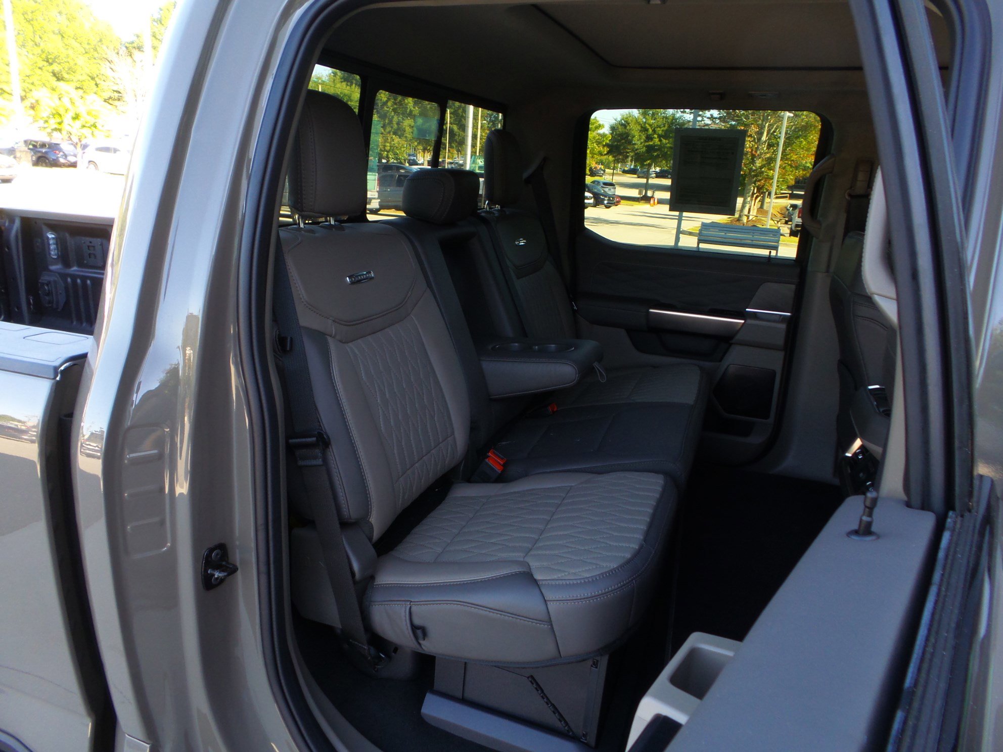 Used 2026 Ford F450 Platinum w/ Platinum Plus Package image 48