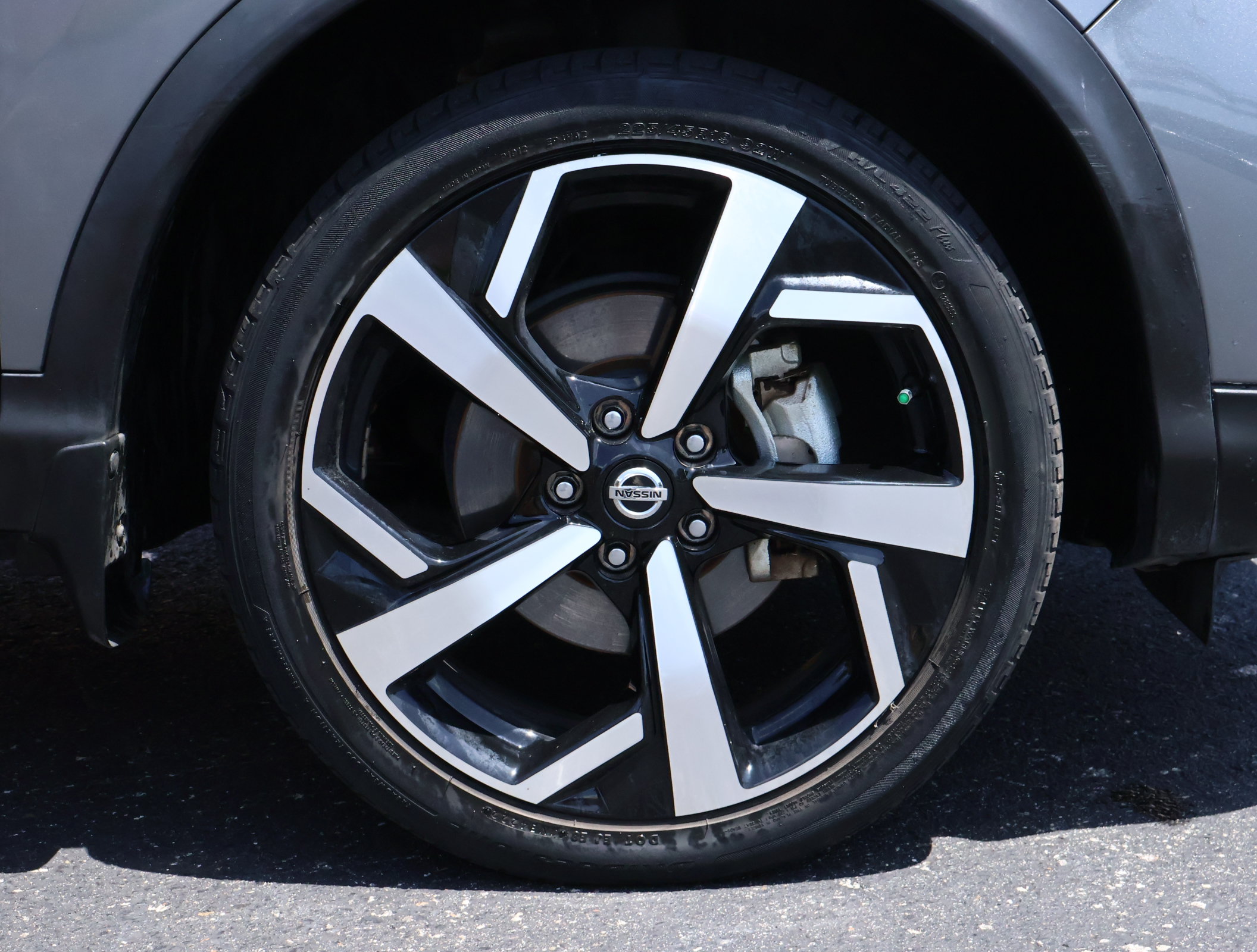 Used 2022 Nissan Rogue Sport SL w/ Premium Package AWD/4WD image 27