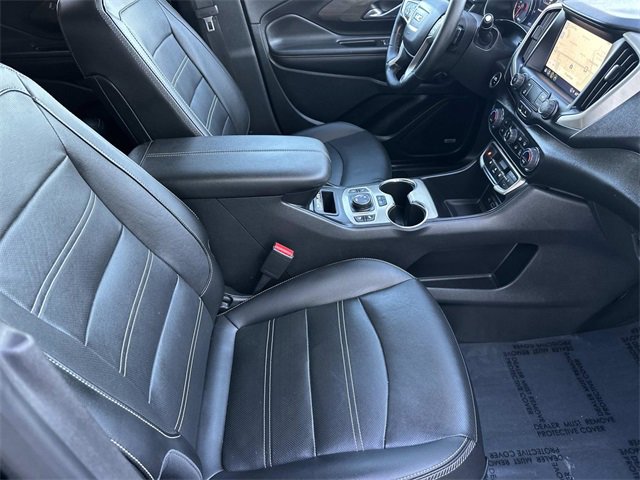 Used 2023 GMC Terrain Denali w/ Black Diamond Edition image 30