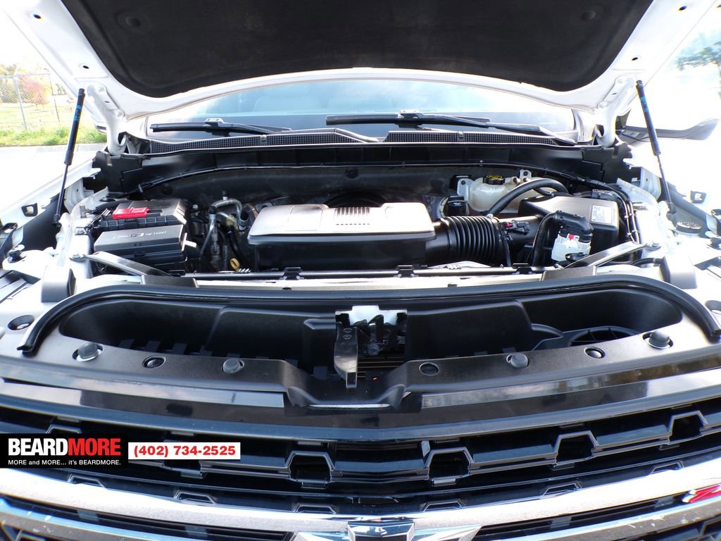 Used 2021 Chevrolet Suburban Z71 w/ Z71 Signature Package image 45