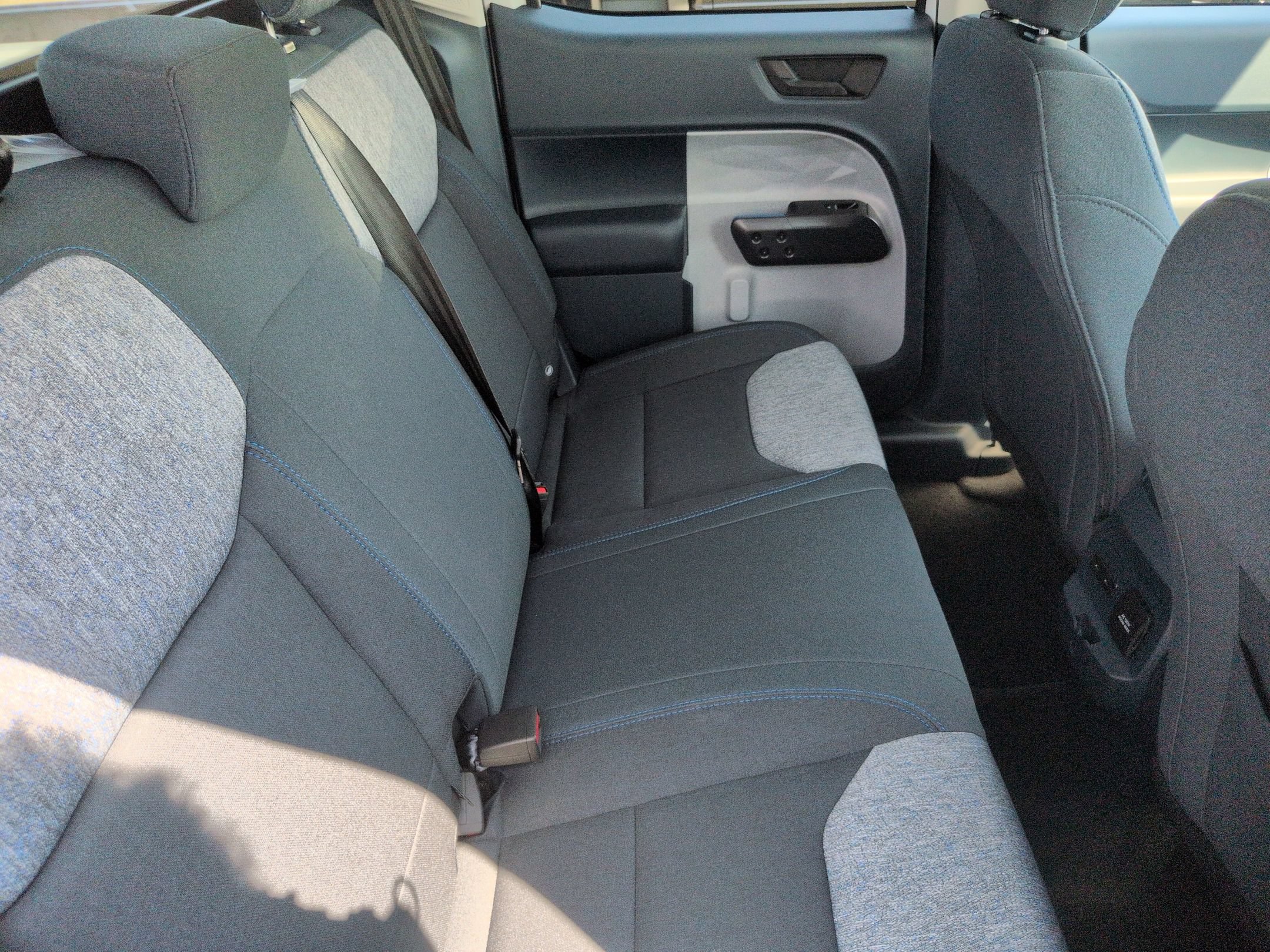New 2026 Ford Maverick XLT w/ XLT Luxury Package FWD image 32