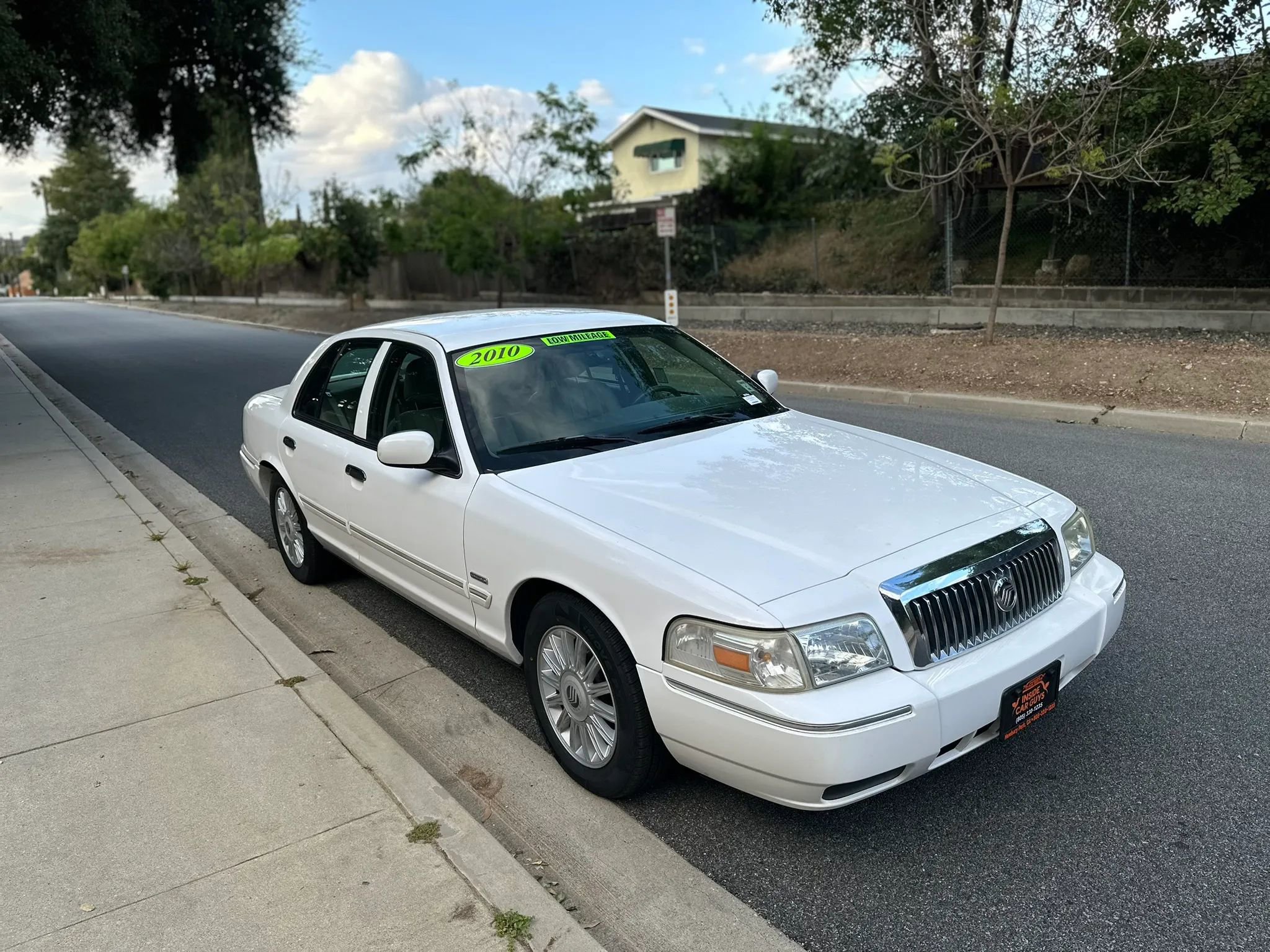 Used 2010 Mercury Grand Marquis LS RWD image 9