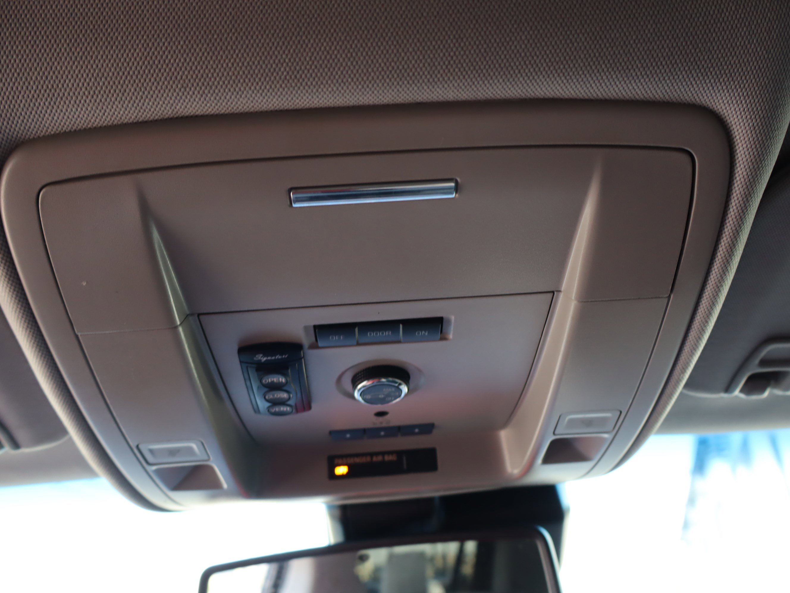 Used 2016 Chevrolet Tahoe LT RWD image 28