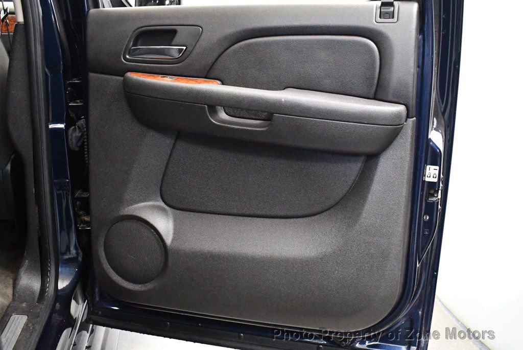 Used 2007 Chevrolet Avalanche LT image 17