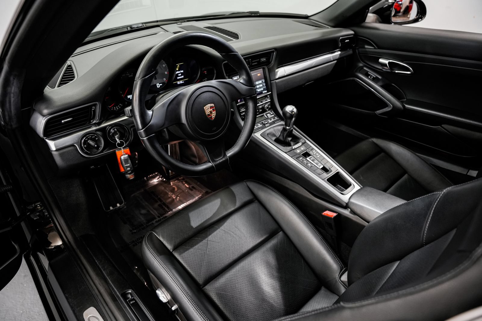 Used 2014 Porsche 911 Carrera S RWD image 9