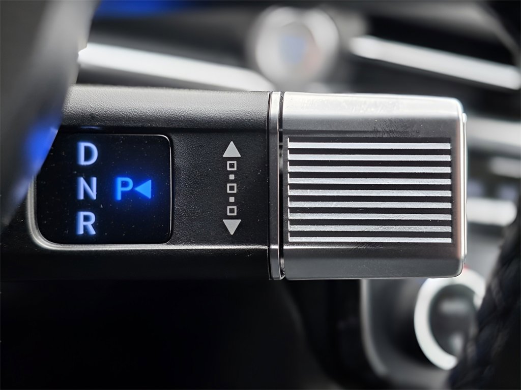 Certified 2025 Hyundai Tucson Limited image 38