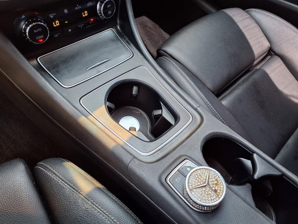 Used 2019 Mercedes-Benz CLA 250 image 25