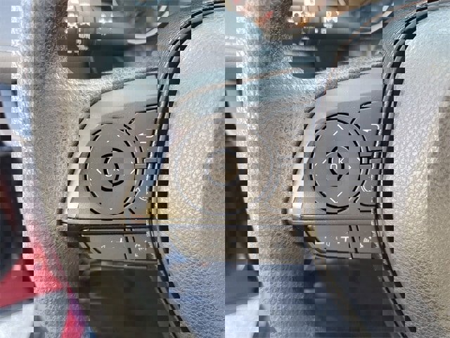 Used 2021 Toyota RAV4 XLE image 20