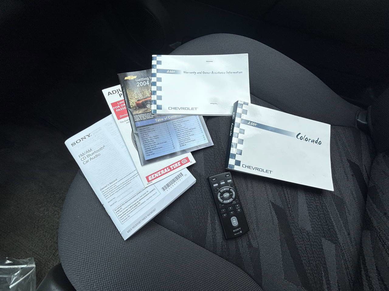 Used 2004 Chevrolet Colorado LS w/ Power Convenience Package image 29