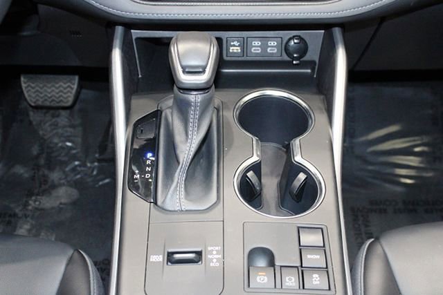 Used 2024 Toyota Highlander XSE image 39