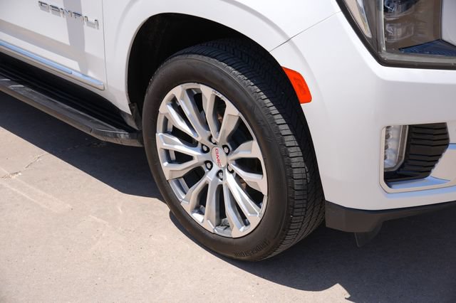 Used 2024 GMC Yukon Denali AWD/4WD image 9