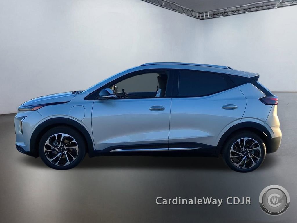 Used 2022 Chevrolet Bolt EUV Premier image 5