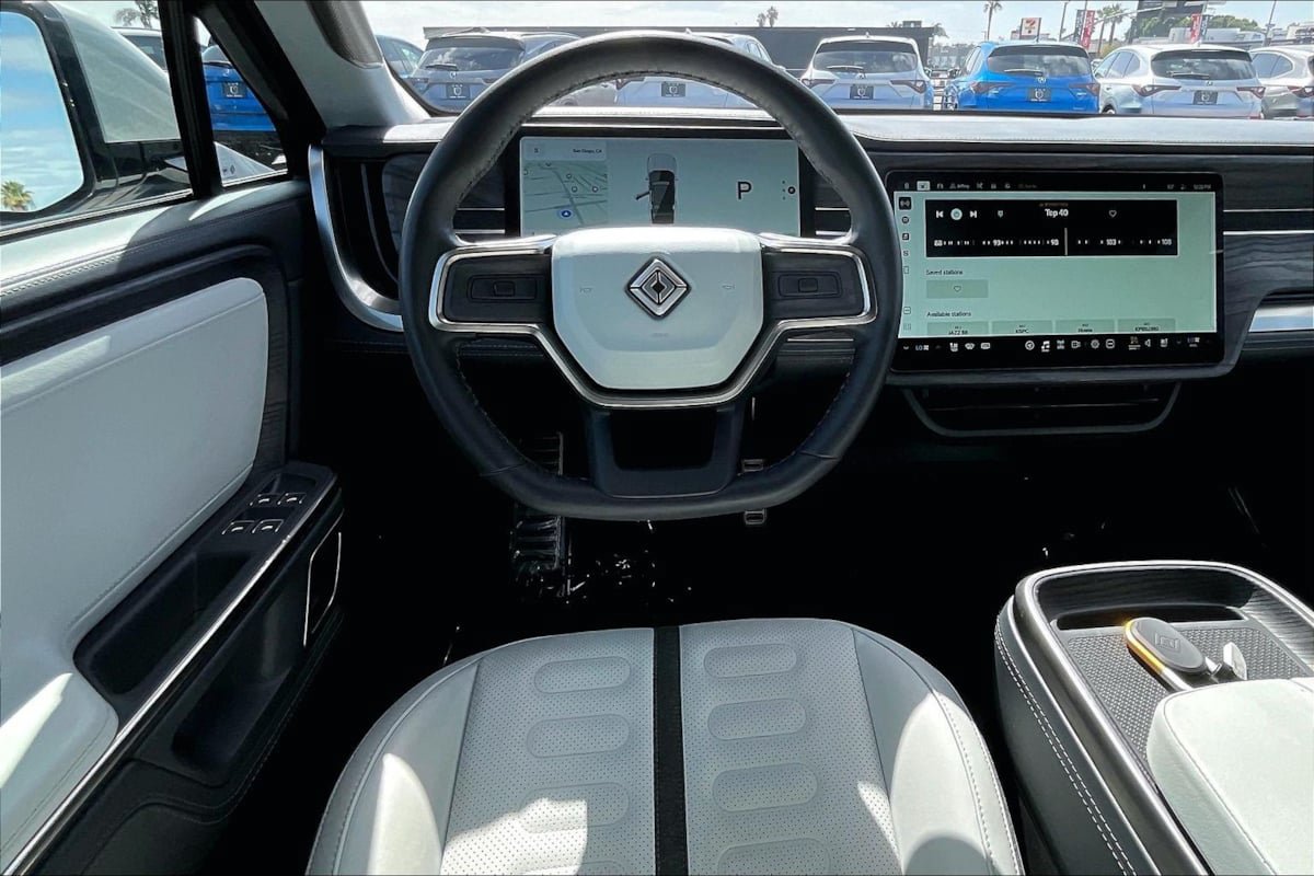 Used 2024 Rivian R1S Adventure Quad AWD/4WD image 5