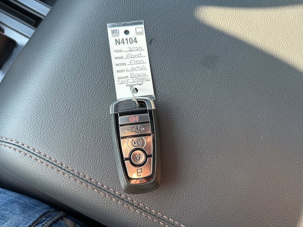 New 2025 Ford F150 Lariat w/ FX4 Off-Road Package image 47