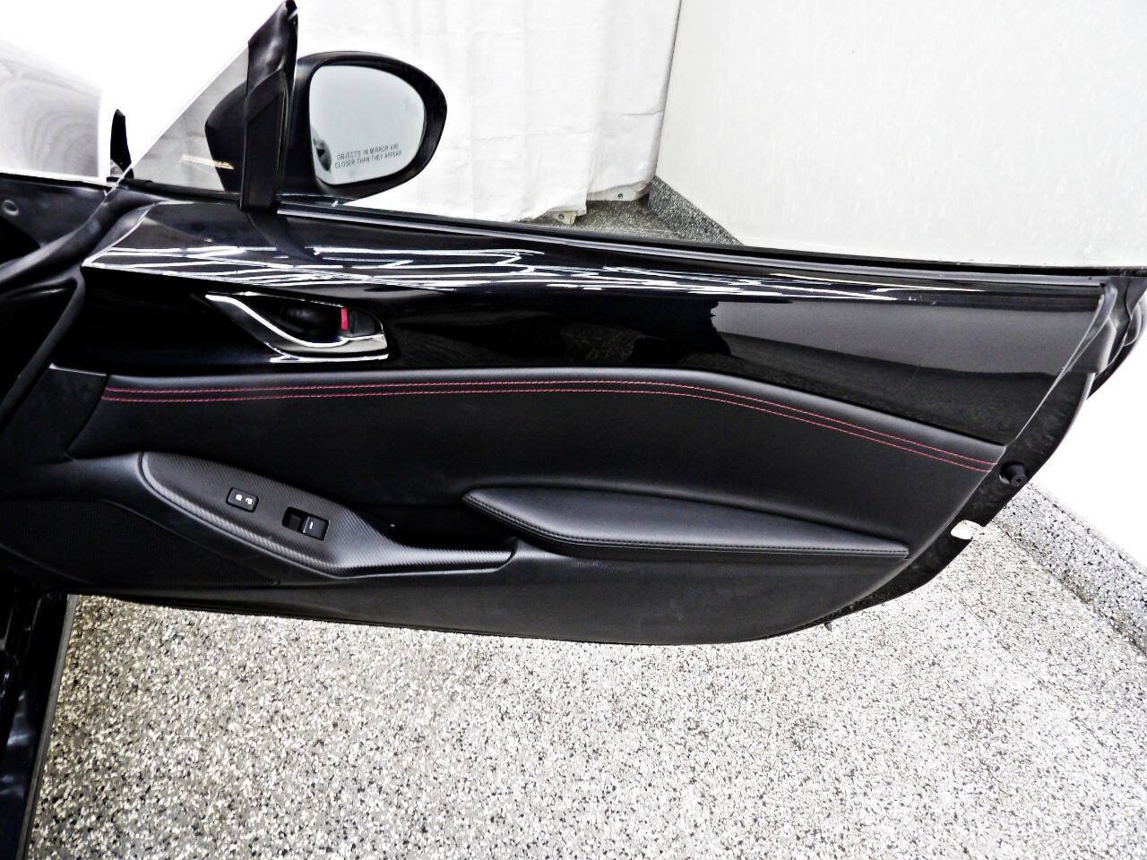 Used 2018 MAZDA MX-5 Miata Grand Touring RWD image 15
