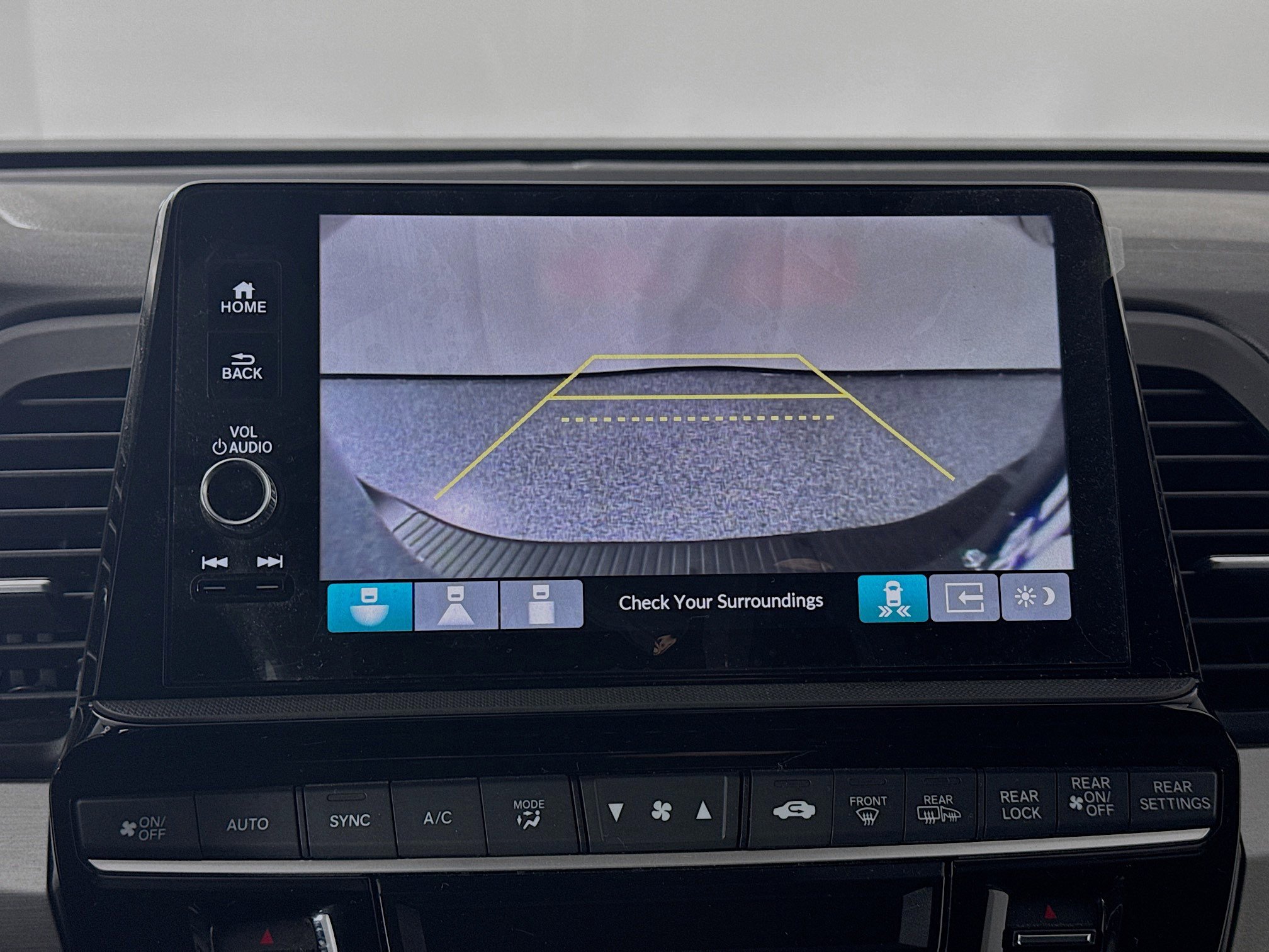 Certified 2025 Honda Odyssey Touring image 14