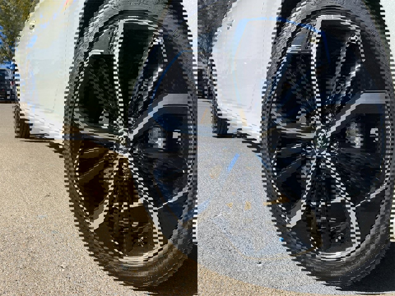 Certified 2025 Nissan Altima 2.5 SR image 8